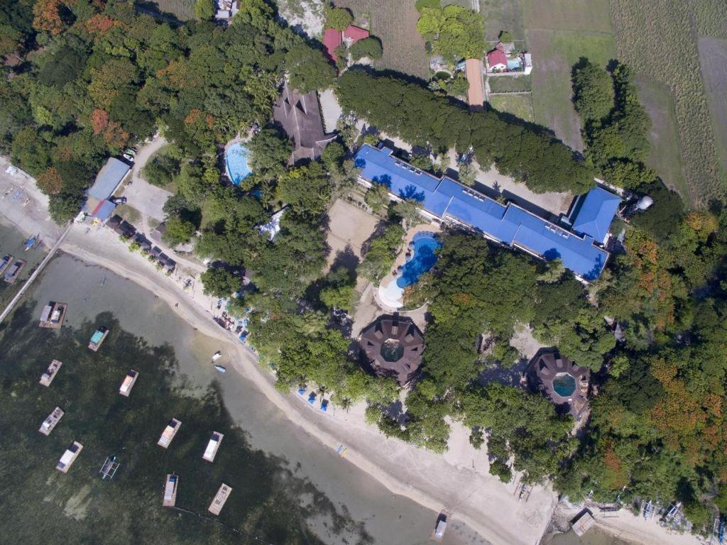 Matabungkay Beach Hotel Batangas Extérieur photo