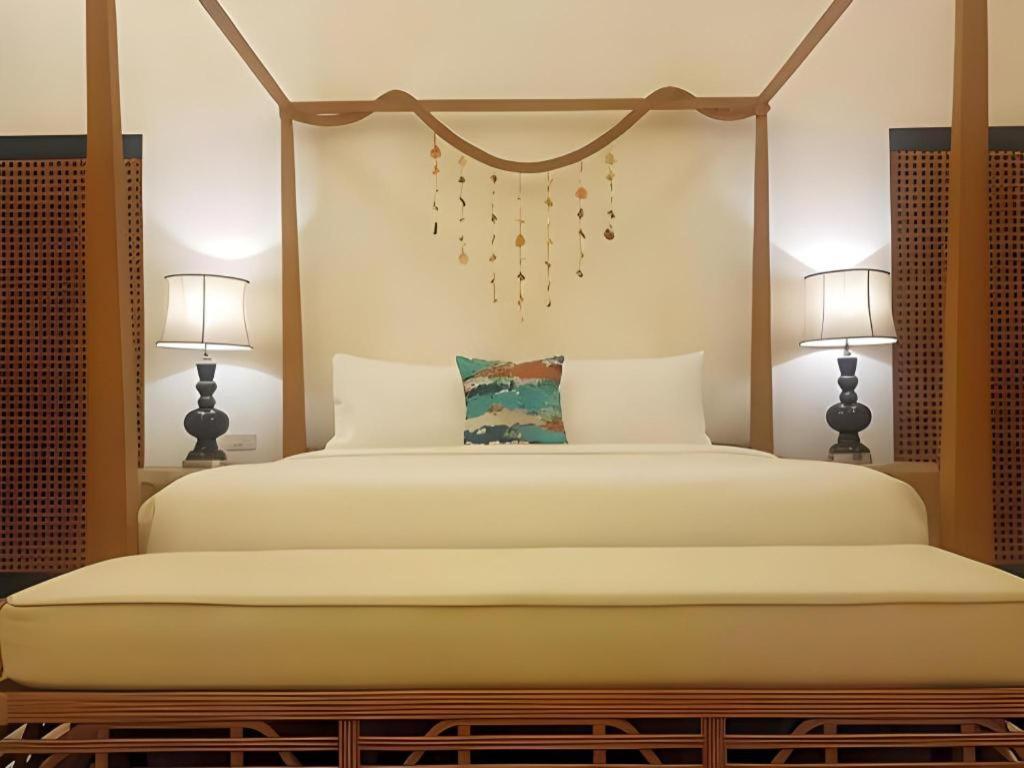 Matabungkay Beach Hotel Batangas Extérieur photo